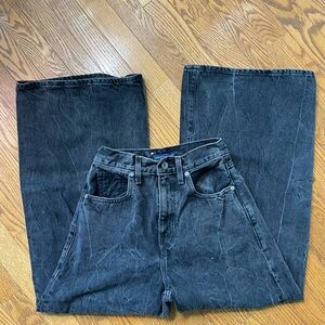 Levi’s Wide Barrel Leg Jeans NWOT
